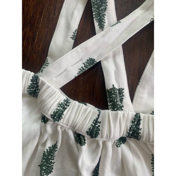 Kate Quinn Christmas tree skirt jumper - Picture 4 of 5